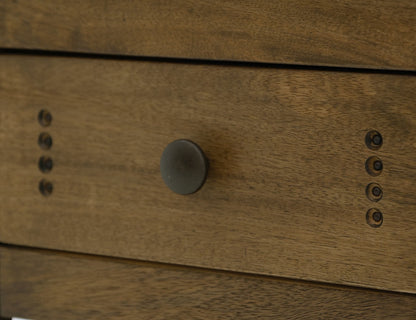 Parota III - Table