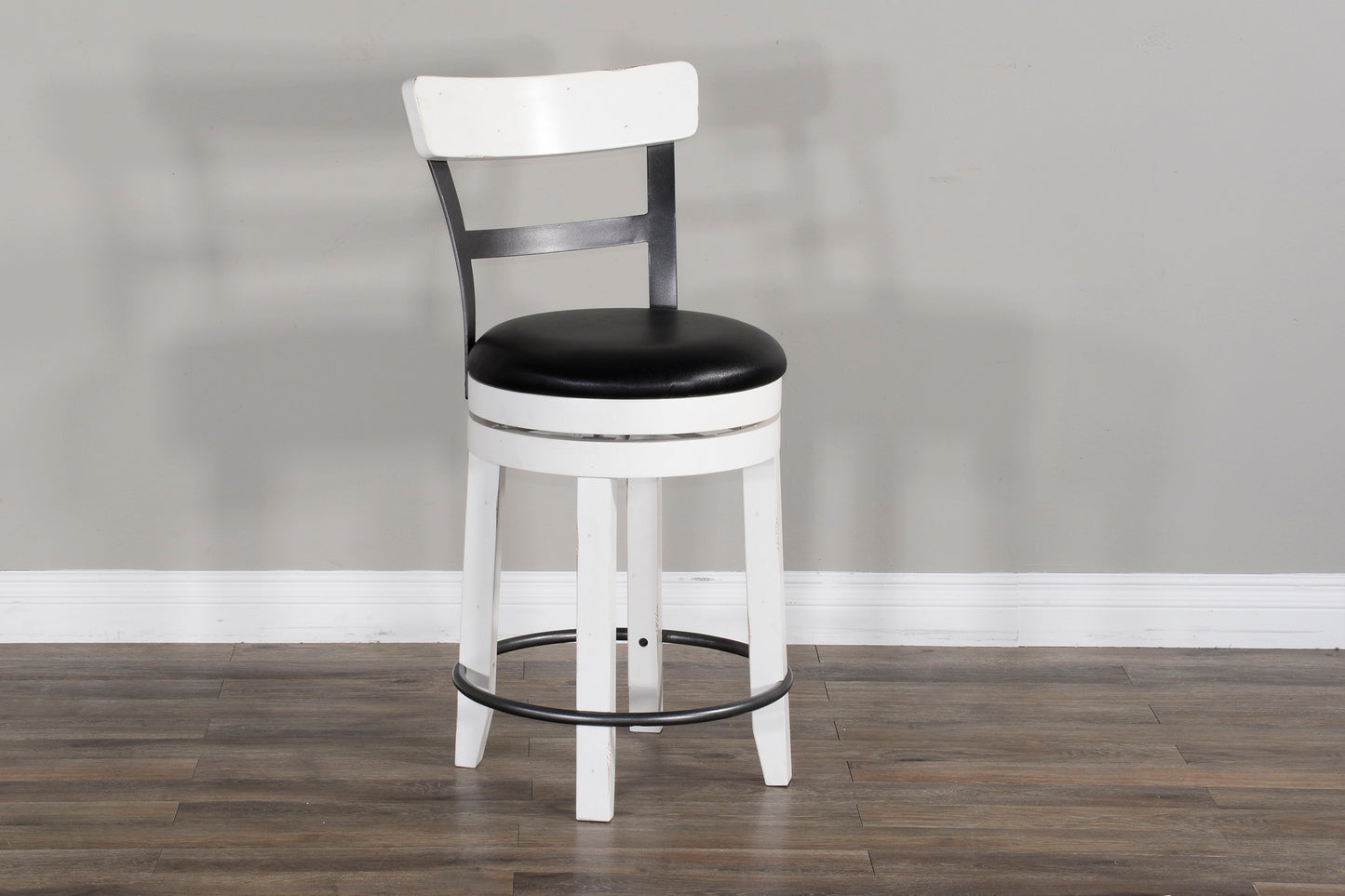 Carriage House - Barstool With Back & Swivel Cushion Seat